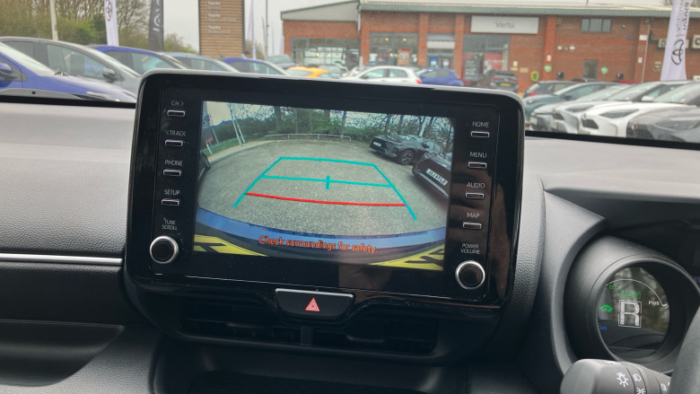 Toyota Yaris 1.5 Hybrid Design 5dr CVT Hybrid Hatchback